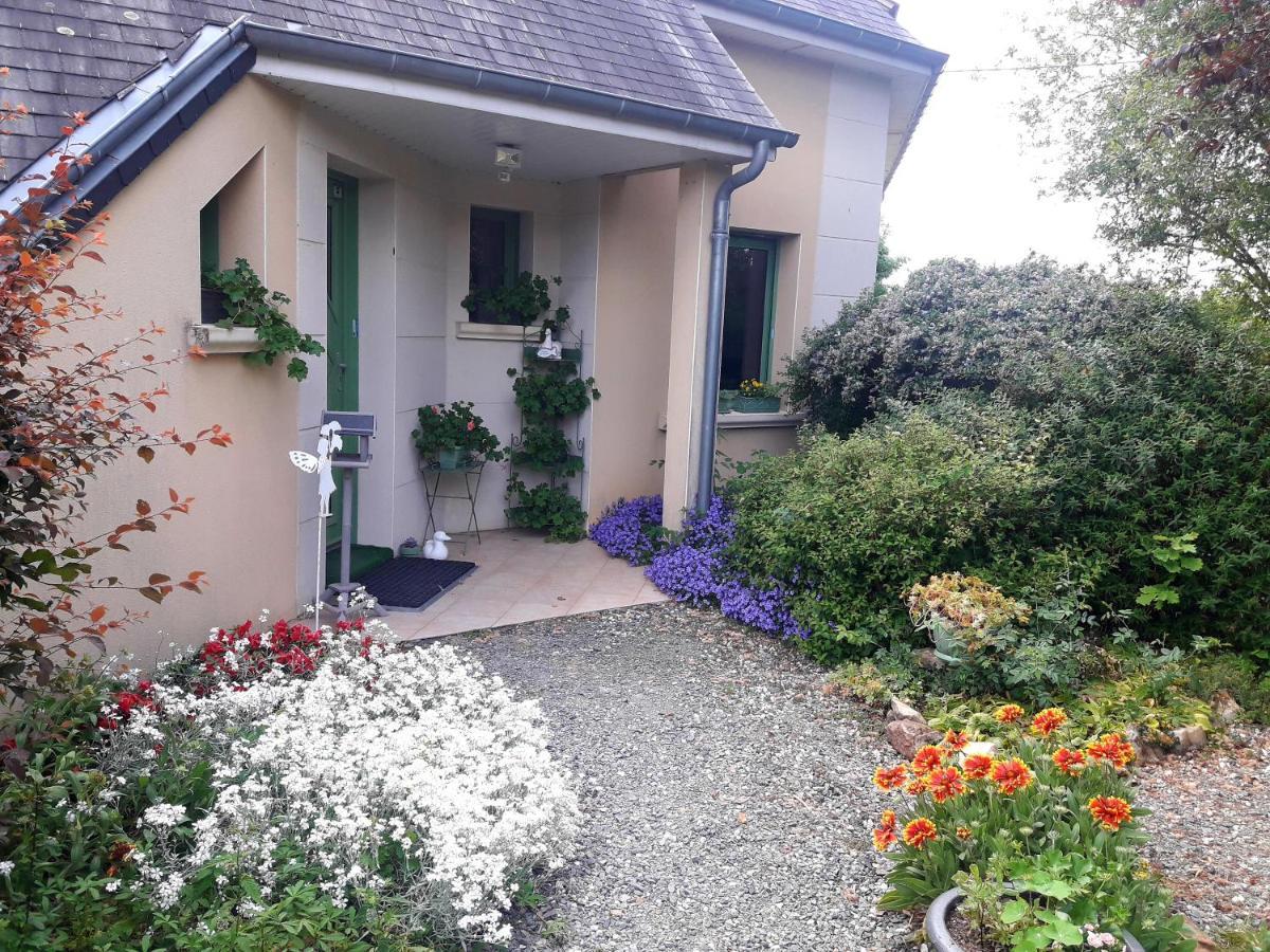 Chambre D'Hote Avec Piscine Couverte Coulaines Eksteriør billede